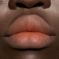 MAC Cosmetics Powder Kiss Hazy Matte Lipstick -huulipuna 3,5 g