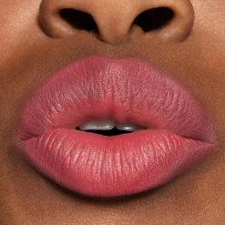 MAC Cosmetics Powder Kiss Hazy Matte Lipstick -huulipuna 3,5 g