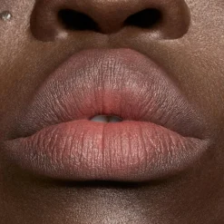 MAC Cosmetics Powder Kiss Hazy Matte Lipstick -huulipuna 3,5 g