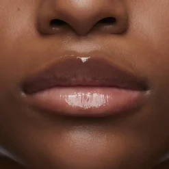 MAC Cosmetics Squirt Plumping Lipgloss Stick -huulikiilto 2,3 g