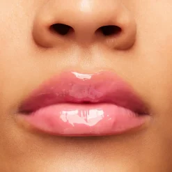 MAC Cosmetics Squirt Plumping Lipgloss Stick -huulikiilto 2,3 g