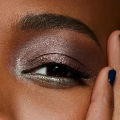 MAC Frost Eye Shadow luomiväri 1,5 g