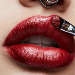 MAC Frost Lipstick huulipuna 3g