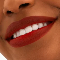 MAC Locked Kiss 24Hr Lipstick huulipuna 1,8 g