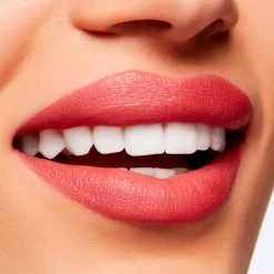 MAC Velvet blur lipstick huulipuna 2g