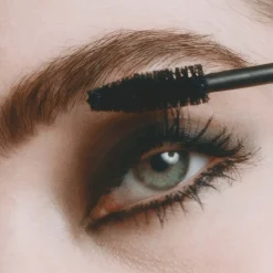 Madara Come Closer Infinite Lash ripsiväri 6ml