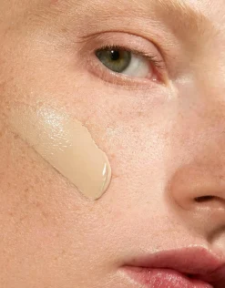 Madara Skinonym Semi-Matte Peptide Foundation Peptidimeikkivoide 30 ml