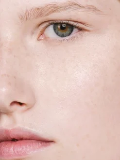 Madara The Concealer peiteväri 4 ml