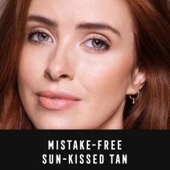 Max Factor Facefinity Powder Bronzer 01 Light Bronze 10 g aurinkopuuteri