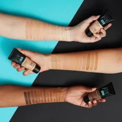 Maybelline New York Fit Me Matte+Poreless -meikkivoide 320 Natural Tan 30ml