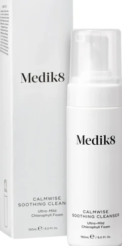 Medik8 Calmwise Soothing Cleanser puhdistusvaahto 150 ml