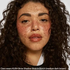 MILK Makeup KUSH Brow Shadow Stick kulmaväri 0,85 g