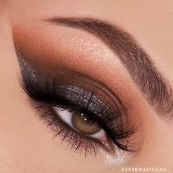 MOIRA Endless Moonlight Pressed Pigment Palette luomiväripaletti