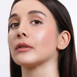 MOIRA Glow Show Liquid Highlighter nestemäinen korostusväri