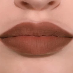 MOIRA Lip Appeal Waterproof Liner huultenrajauskynä 0,6 g