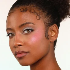 MOIRA Marvelous Baked poskipuna 002 Cinnamon Roll