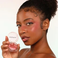 MOIRA Marvelous Baked poskipuna 002 Cinnamon Roll