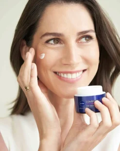 NIVEA 50ml Cellular Luminous630 Anti Dark-Spot Night Cream -yövoide