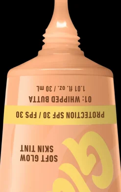 NYX Professional Makeup Buttermelt Glaze Skin Tint SPF30 meikkivoide 30 ml