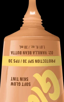 NYX Professional Makeup Buttermelt Glaze Skin Tint SPF30 meikkivoide 30 ml