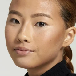 NYX Professional Makeup Highlight & Contour Pro Palette korostusväripaletti 8 x 2,7 g