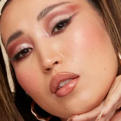 NYX Professional Makeup Ultimate Shadow Palette -luomiväripaletti 05W Warm Neutrals 13,28 g