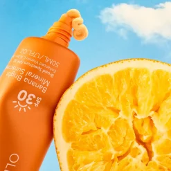 OleHenriksen Truth Banana Bright Mineral Sunscreen SPF30 aurinkovoide kasvoille 50 ml