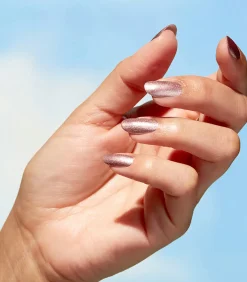 OPI Nature Strong Lacquer kynsilakka 15 ml