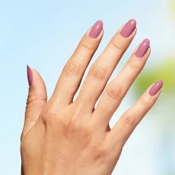 OPI Nature Strong Lacquer kynsilakka 15 ml