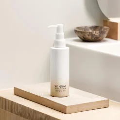SENSAI Absolute Silk Cleansing Milk 150 ml