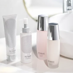 SENSAI Silky Purifying Creamy Soap vaahtoava puhdistusvoide 125 ml