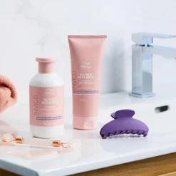 Wella Professionals Invigo Blonde Color Refreshing hoitoaine 200 ml