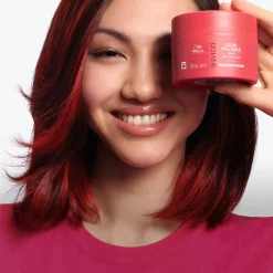 Wella Professionals Invigo Color Brilliance Mask hiusnaamio 150 ml