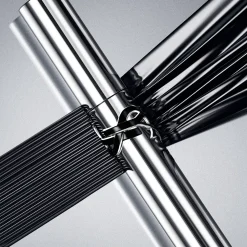 Yves Saint Laurent Lash Latex ripsiväri 10 ml