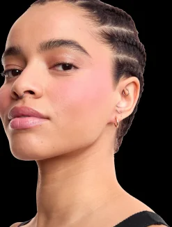 Yves Saint Laurent Make me Blush Bold Blurring Blush poskipuna 8 g